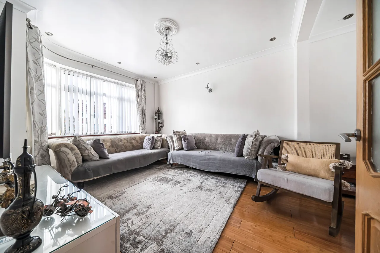 Brownspring Drive, London, SE9, photo 14