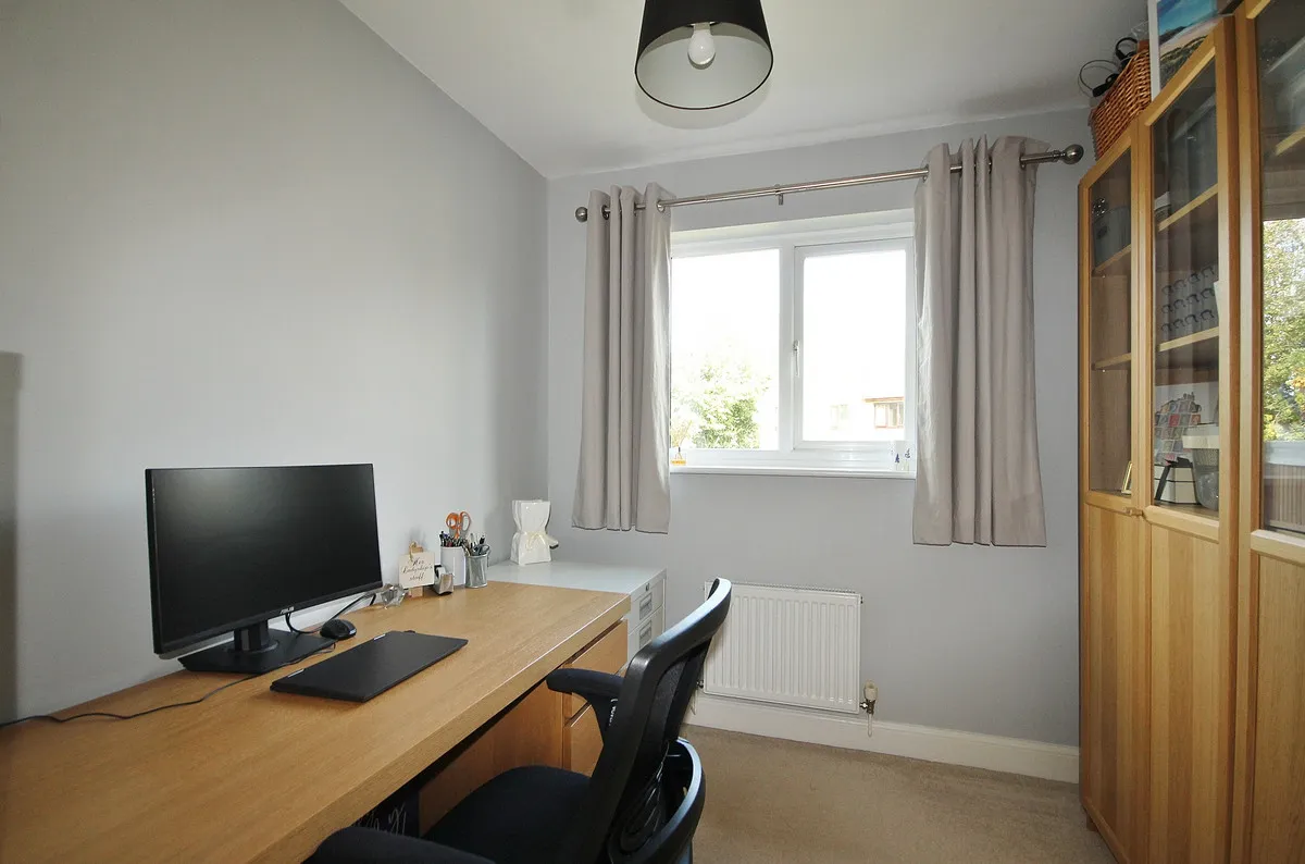 Sherbourne Road, Witney, photo 12