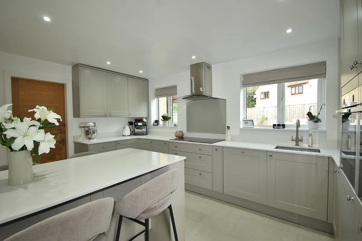 Sherbourne Road, Witney, photo 6