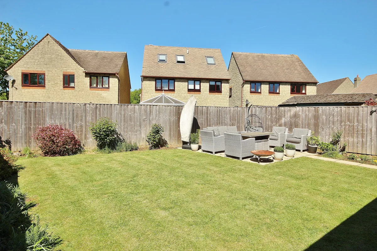 Sherbourne Road, Witney, photo 18