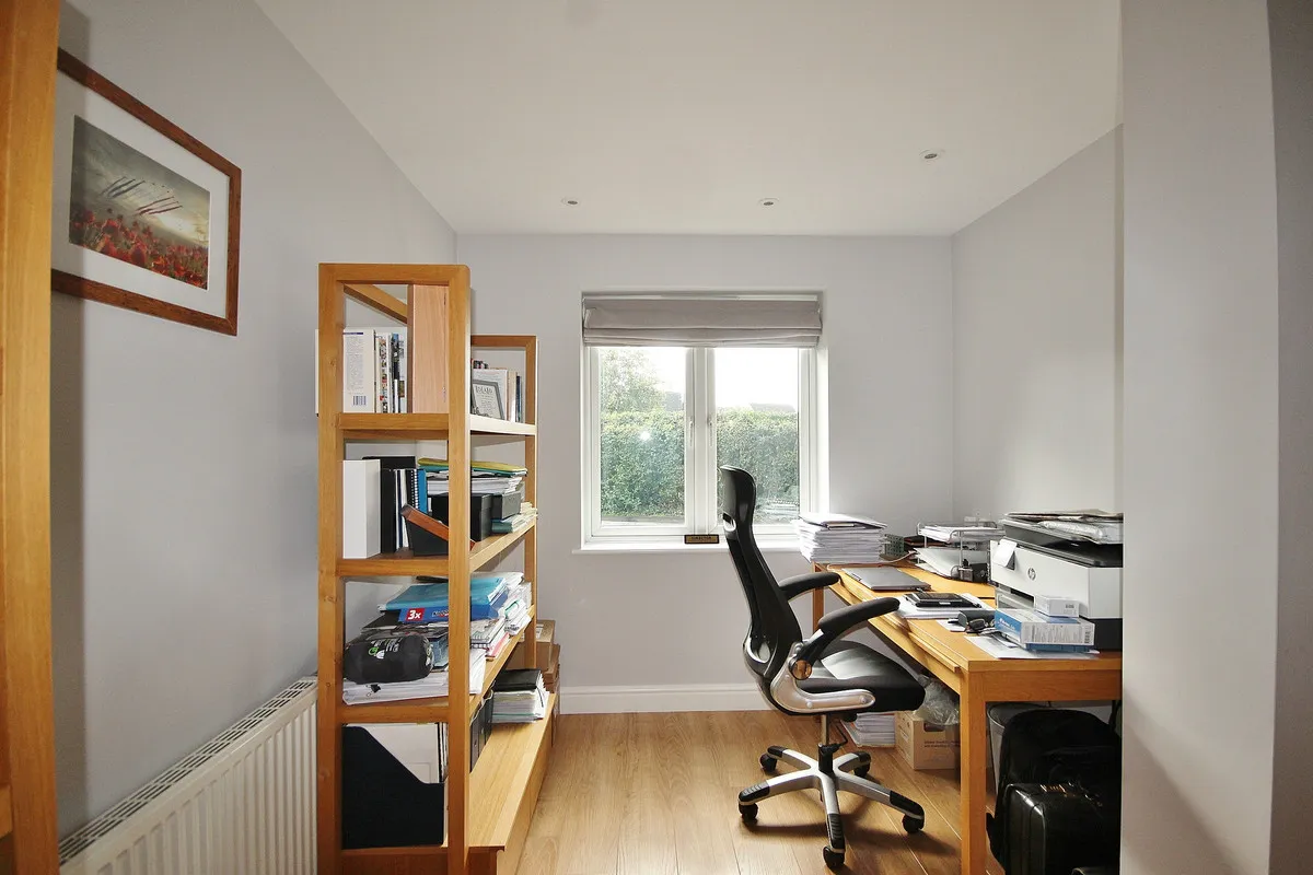Sherbourne Road, Witney, photo 7