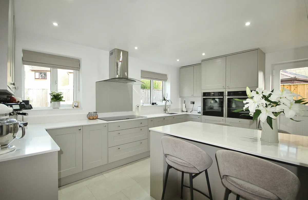 Sherbourne Road, Witney, photo 3