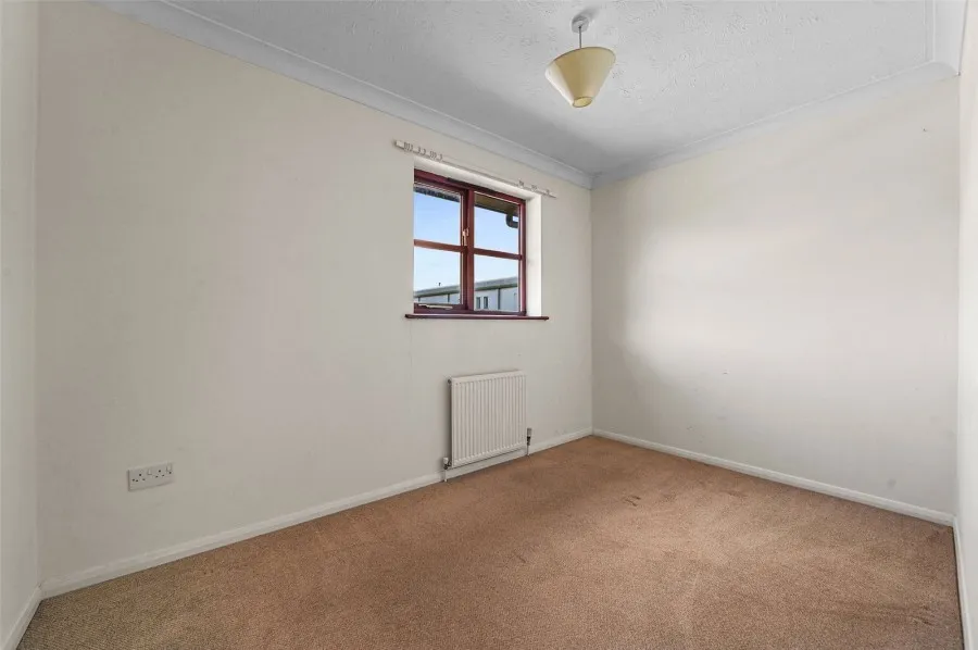 House Under Offer with 2 bedrooms in Saffron Walden, CB10, photo 7