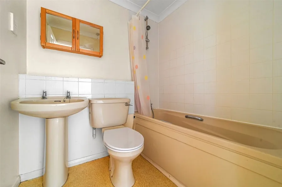 House Under Offer with 2 bedrooms in Saffron Walden, CB10, photo 8