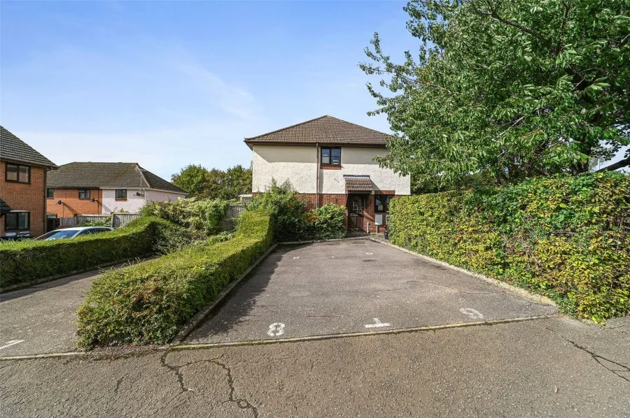 House Under Offer with 2 bedrooms in Saffron Walden, CB10, photo 12