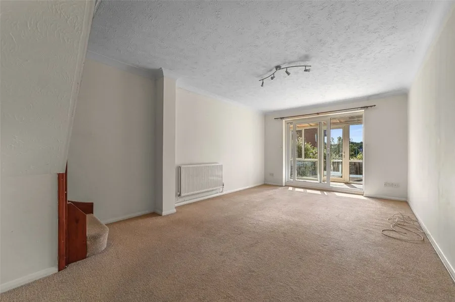 House Under Offer with 2 bedrooms in Saffron Walden, CB10, photo 3