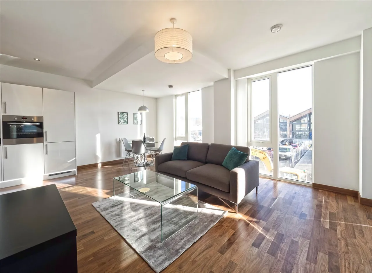 1 bed flat for sale — Cyrus Field Street, SE10