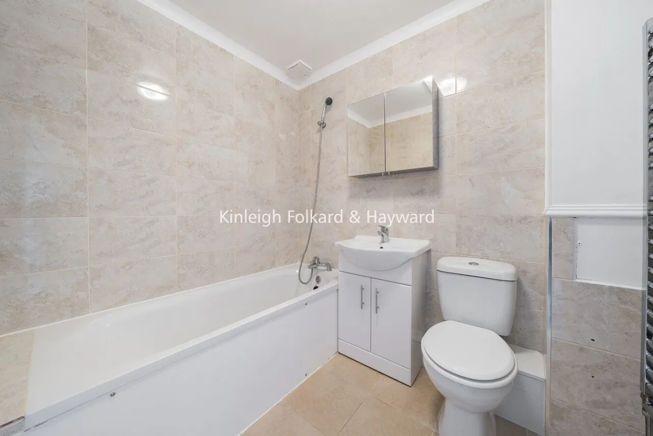 Godolphin Place, Acton, W3, photo 11