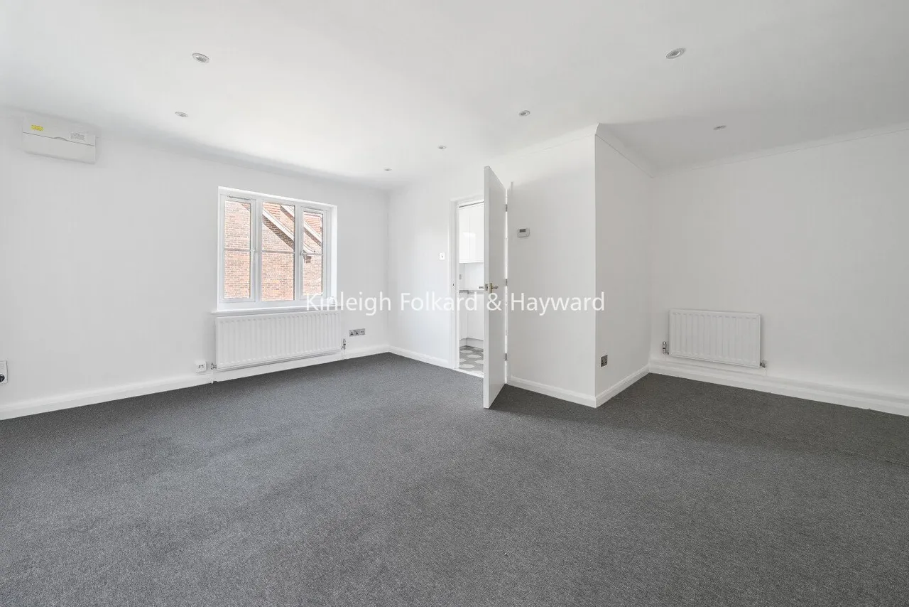 Godolphin Place, Acton, W3, photo 5