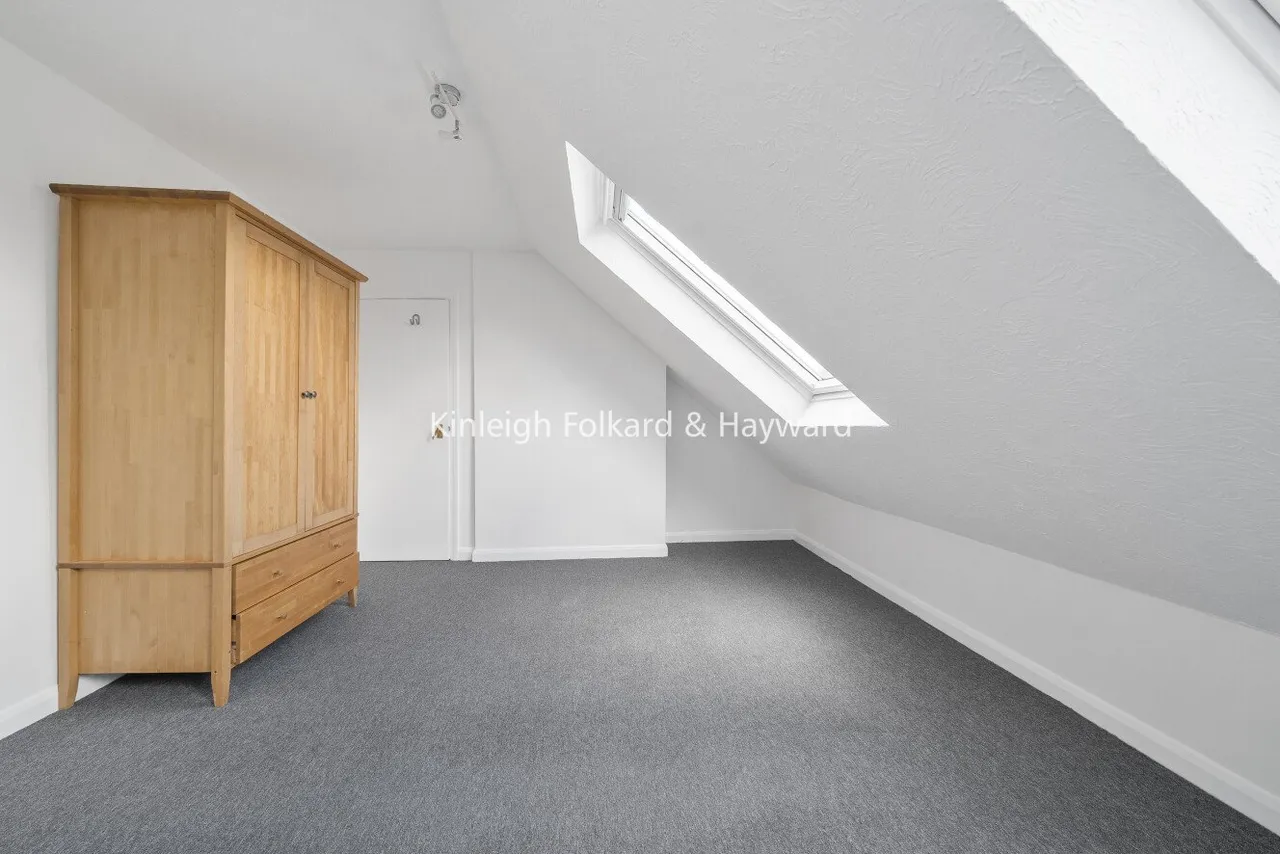 Godolphin Place, Acton, W3, photo 8