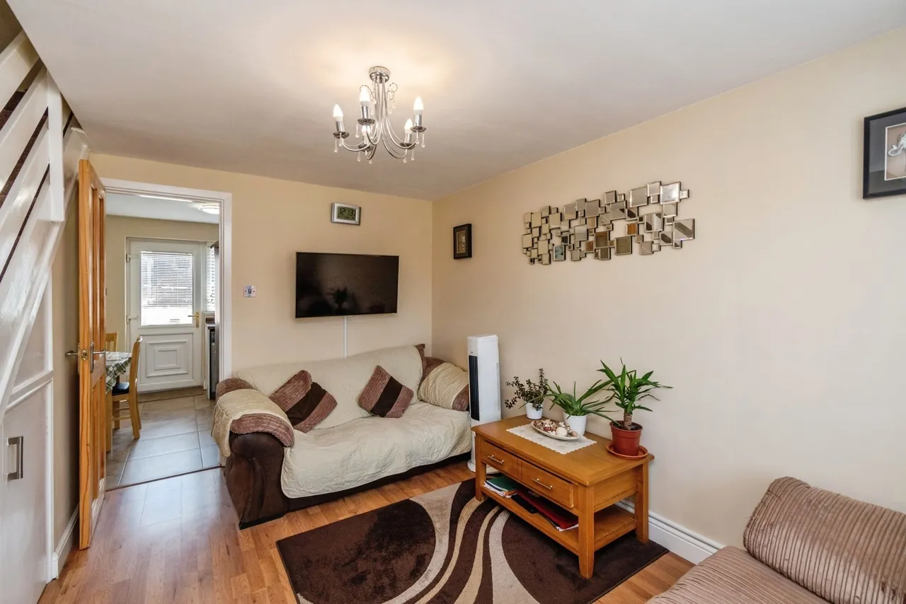 Cheyney Close, Wolverhampton, WV6, photo 8