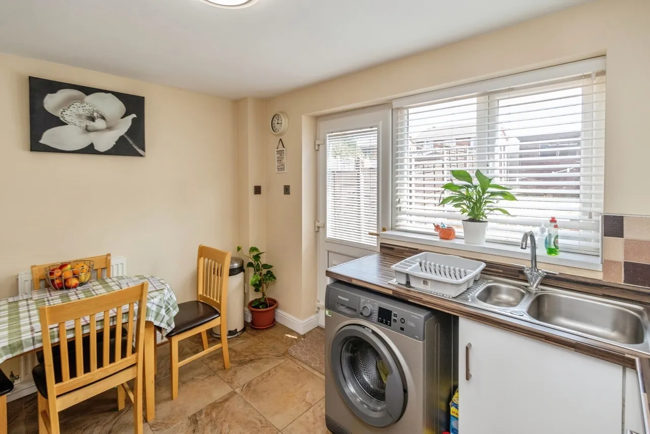 Cheyney Close, Wolverhampton, WV6, photo 5