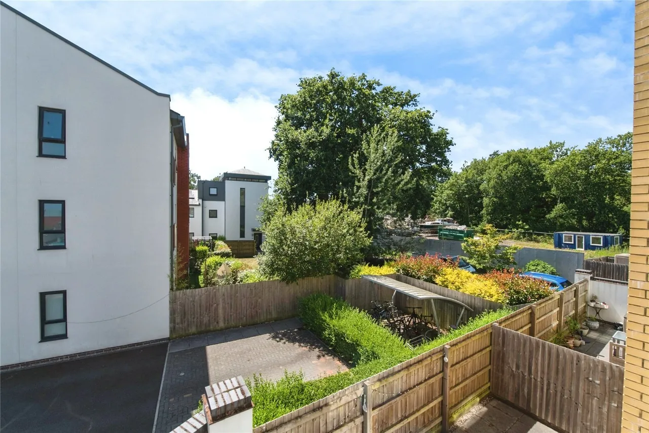 The Retreat Drive, Topsham, EX3, photo 11