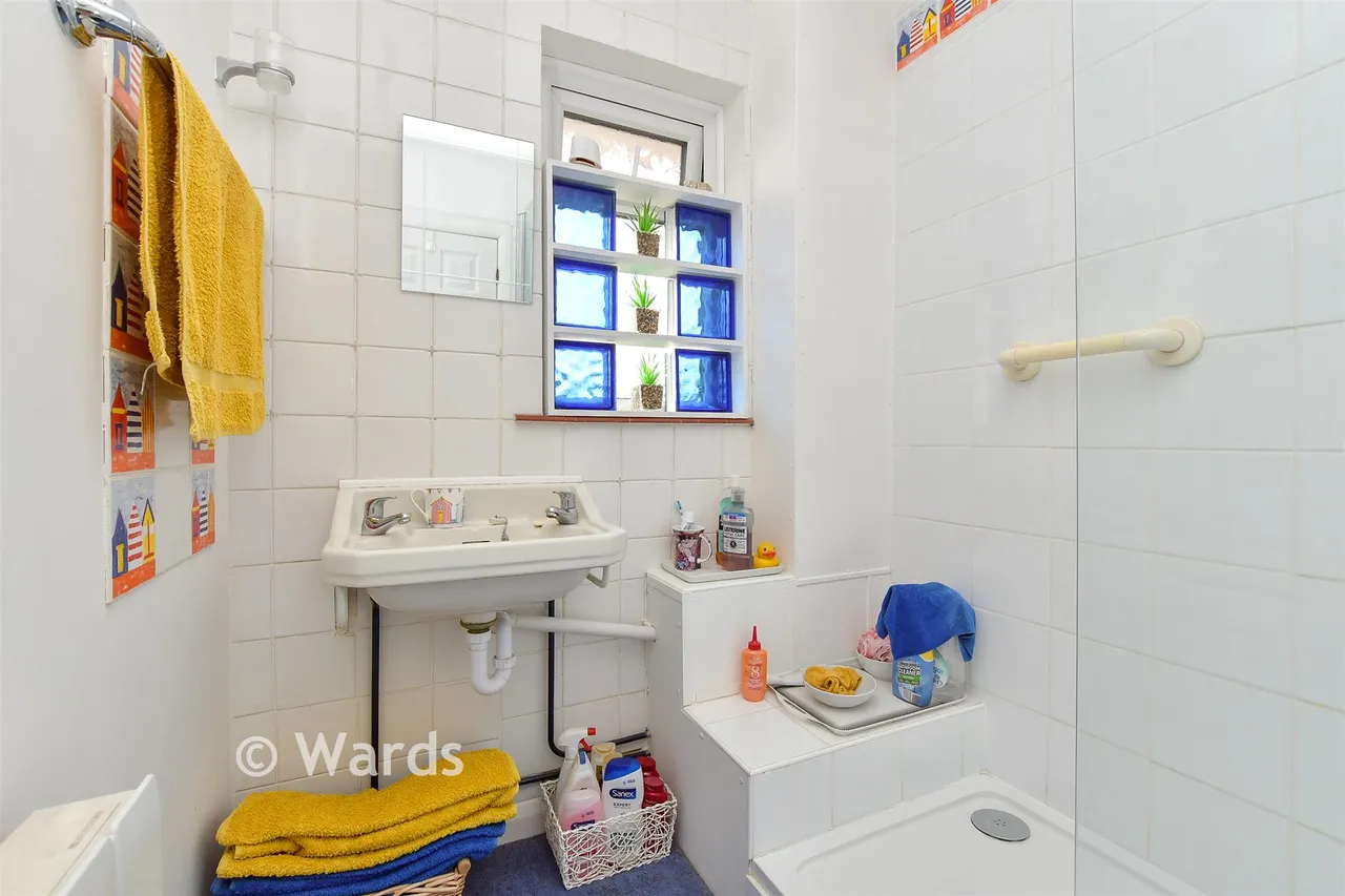 Swanstree Avenue, Sittingbourne, ME10, photo 10