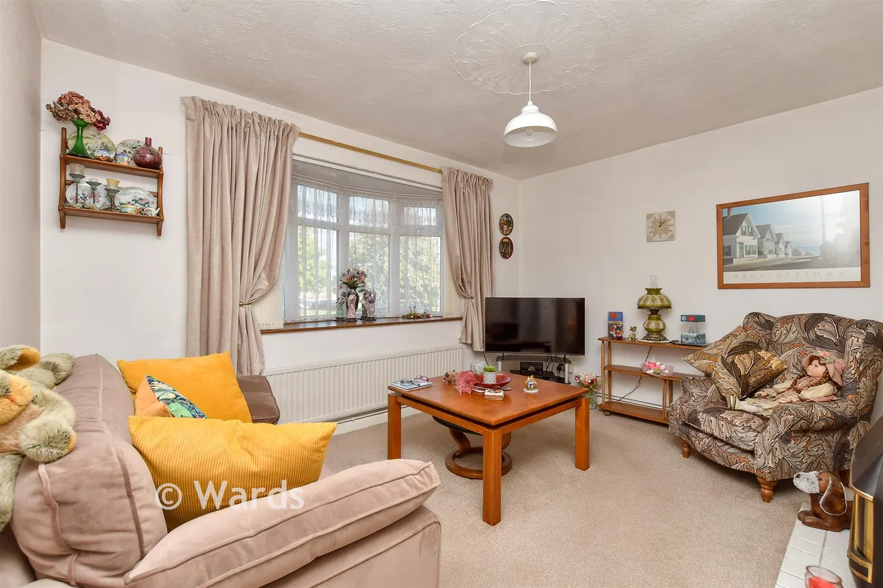 Swanstree Avenue, Sittingbourne, ME10, photo 5