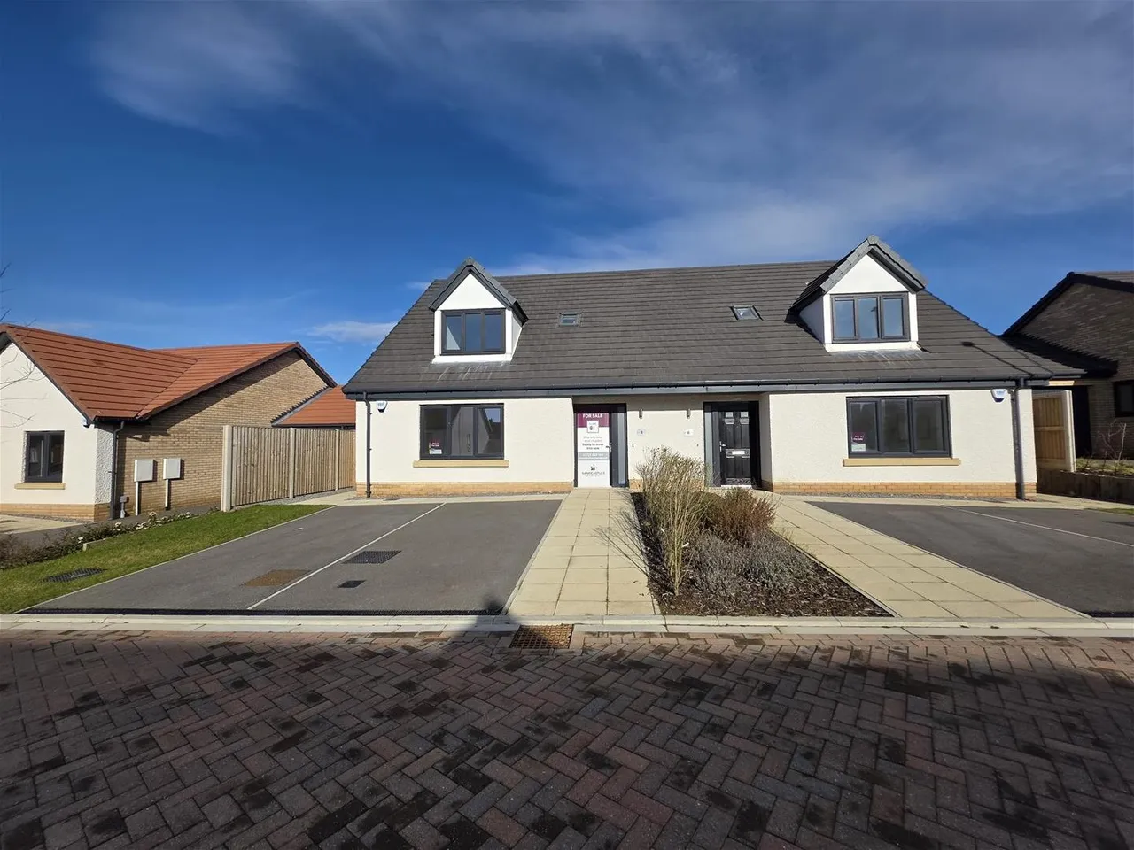3 bed house for sale — Heather Pastures Eastfield, Scarborough YO11 3YH