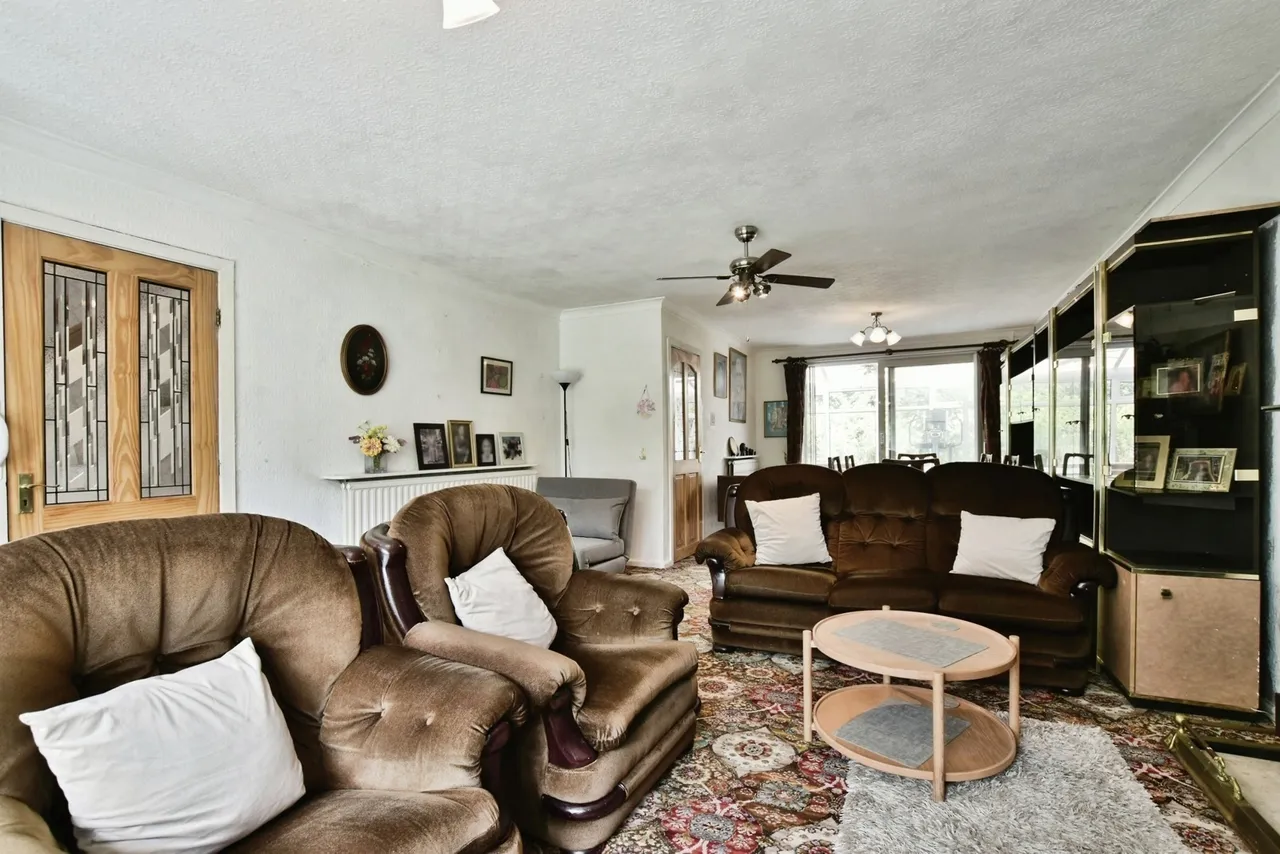 Petersfield Drive, Manchester, Greater Manchester, M23, photo 17