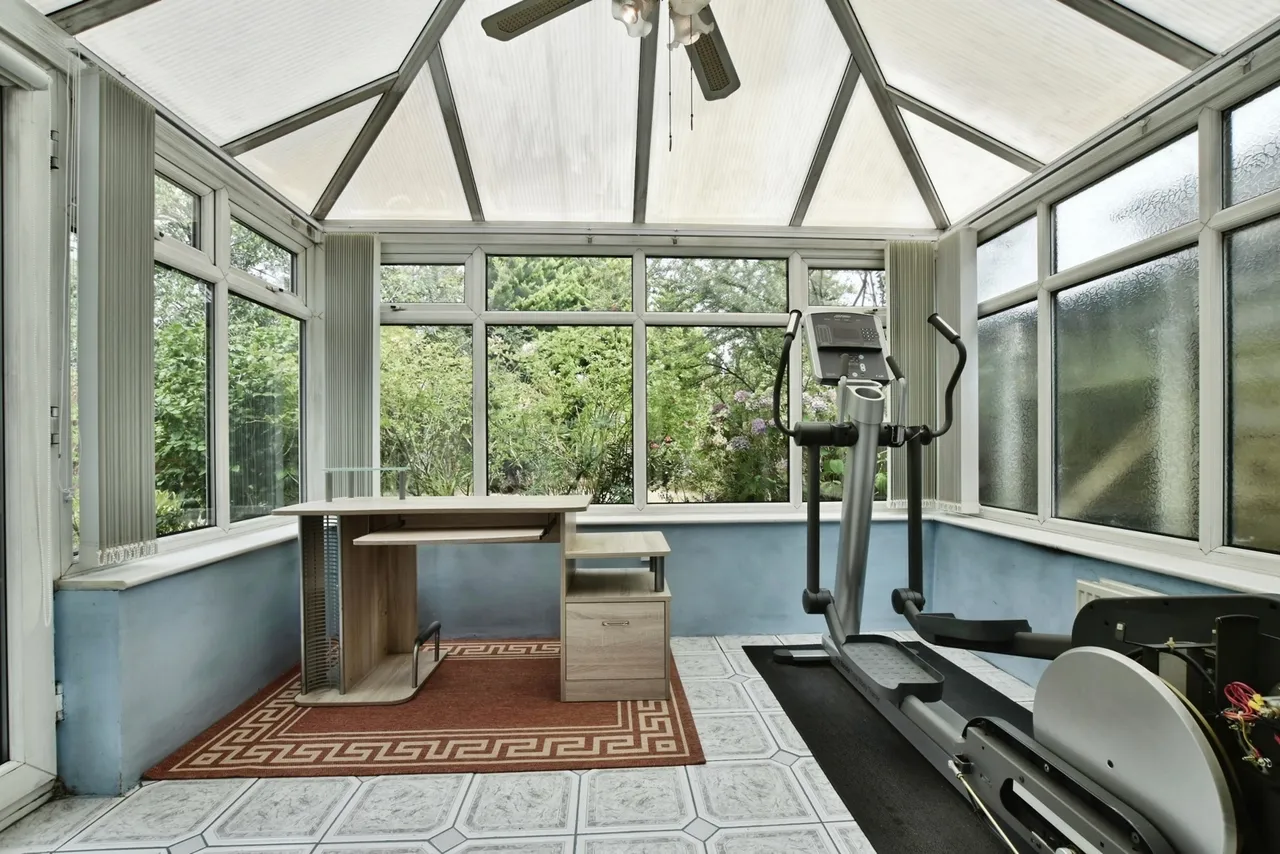 Petersfield Drive, Manchester, Greater Manchester, M23, photo 11