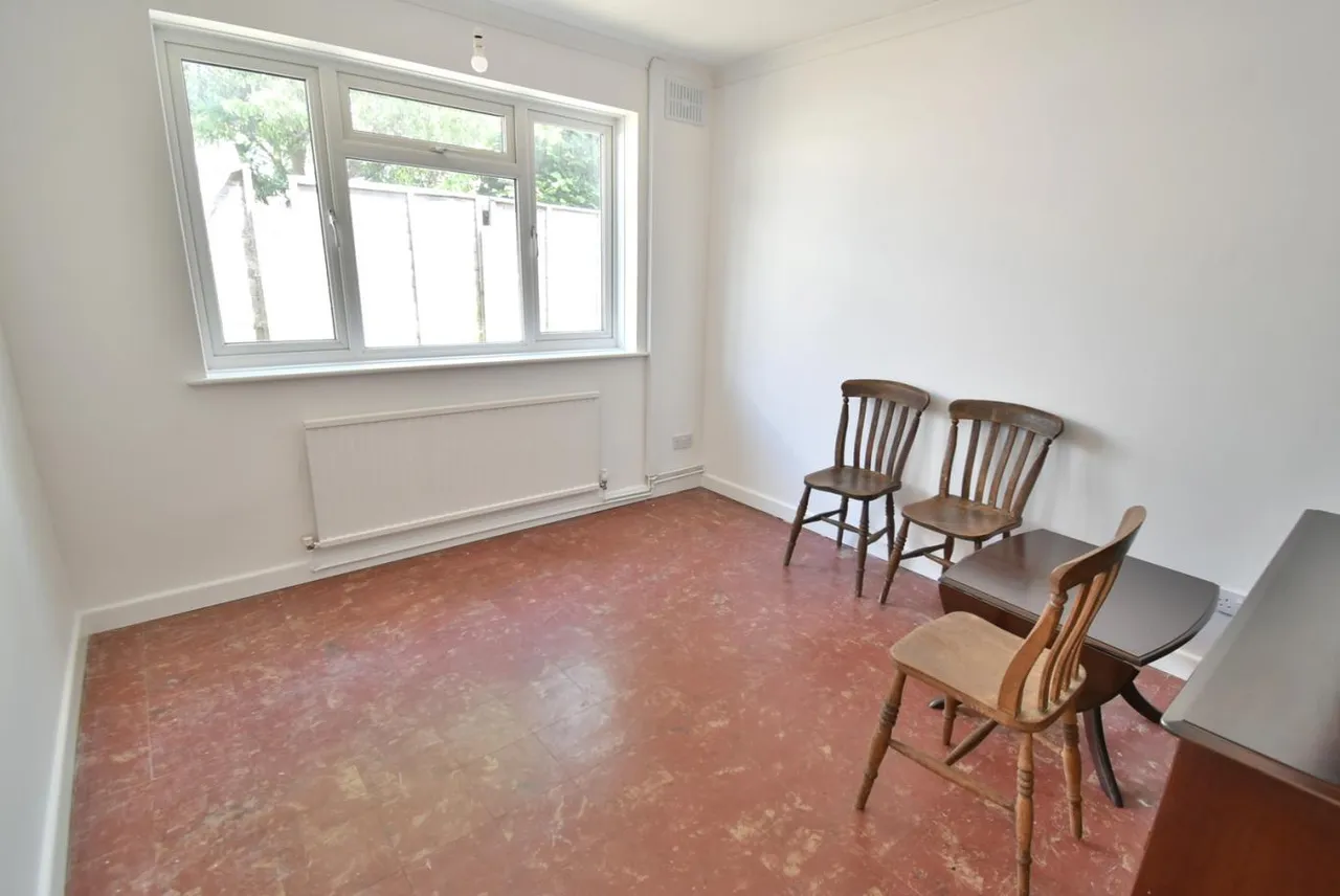 Truman Road, BH11, photo 12