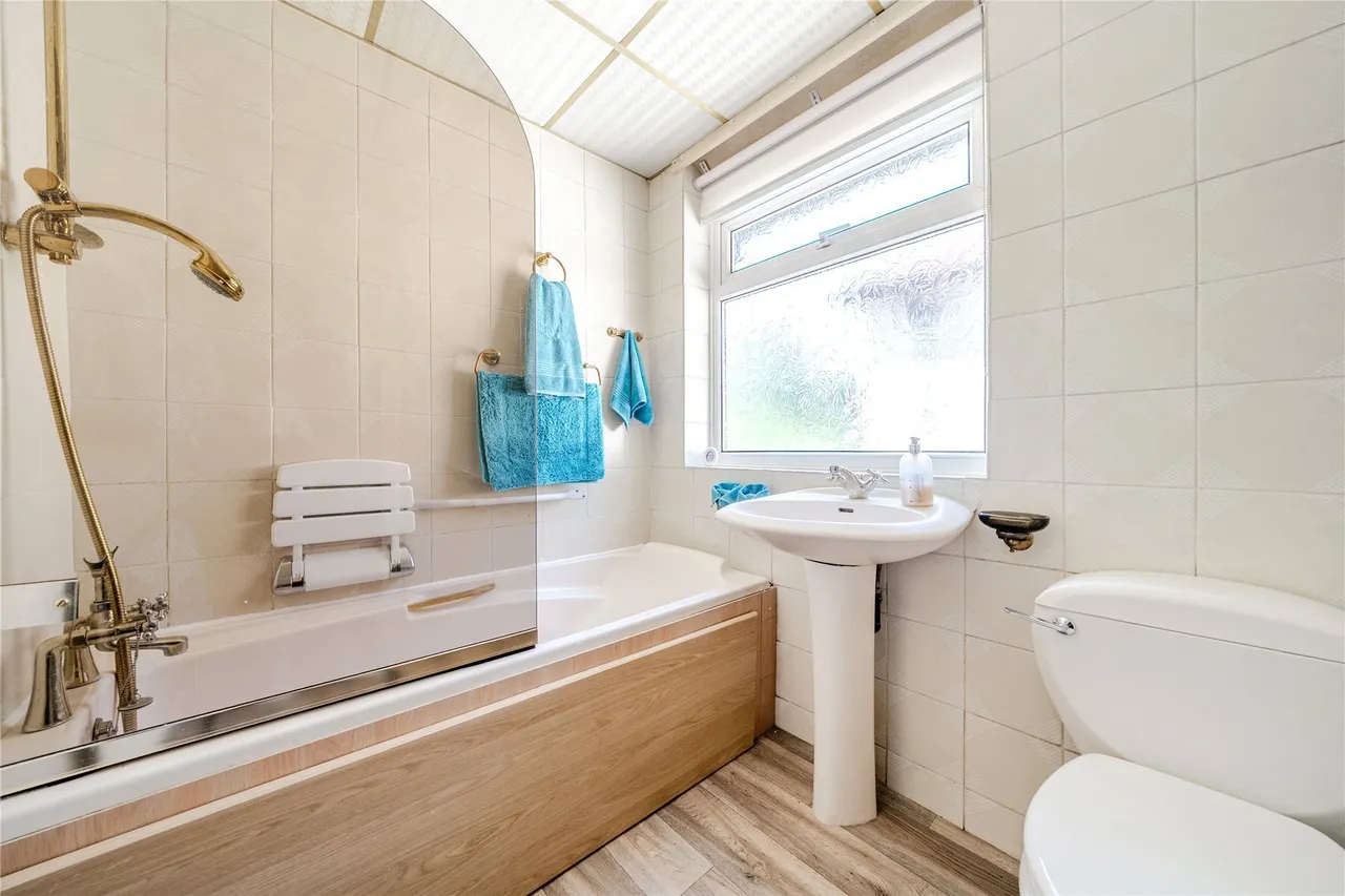 Amherst Drive, Orpington, BR5, photo 10