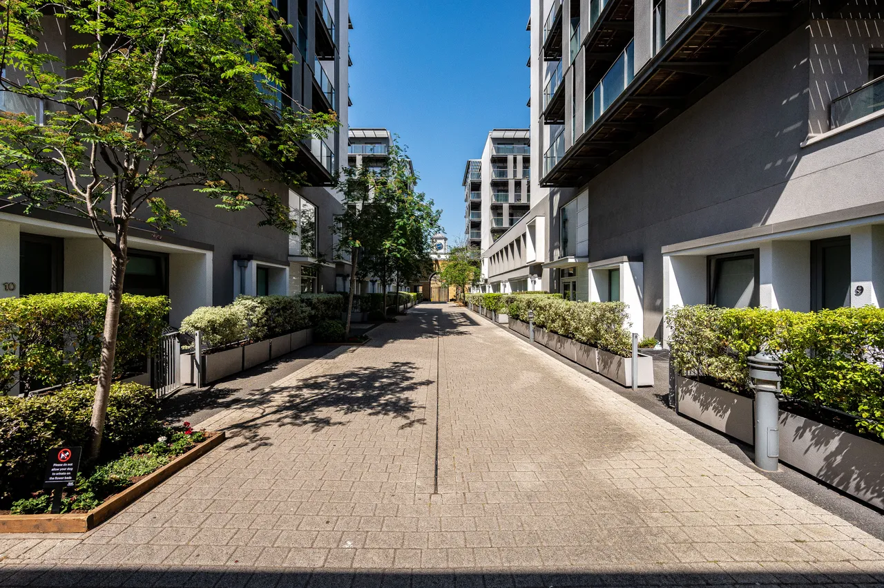 London, SE18, photo 11