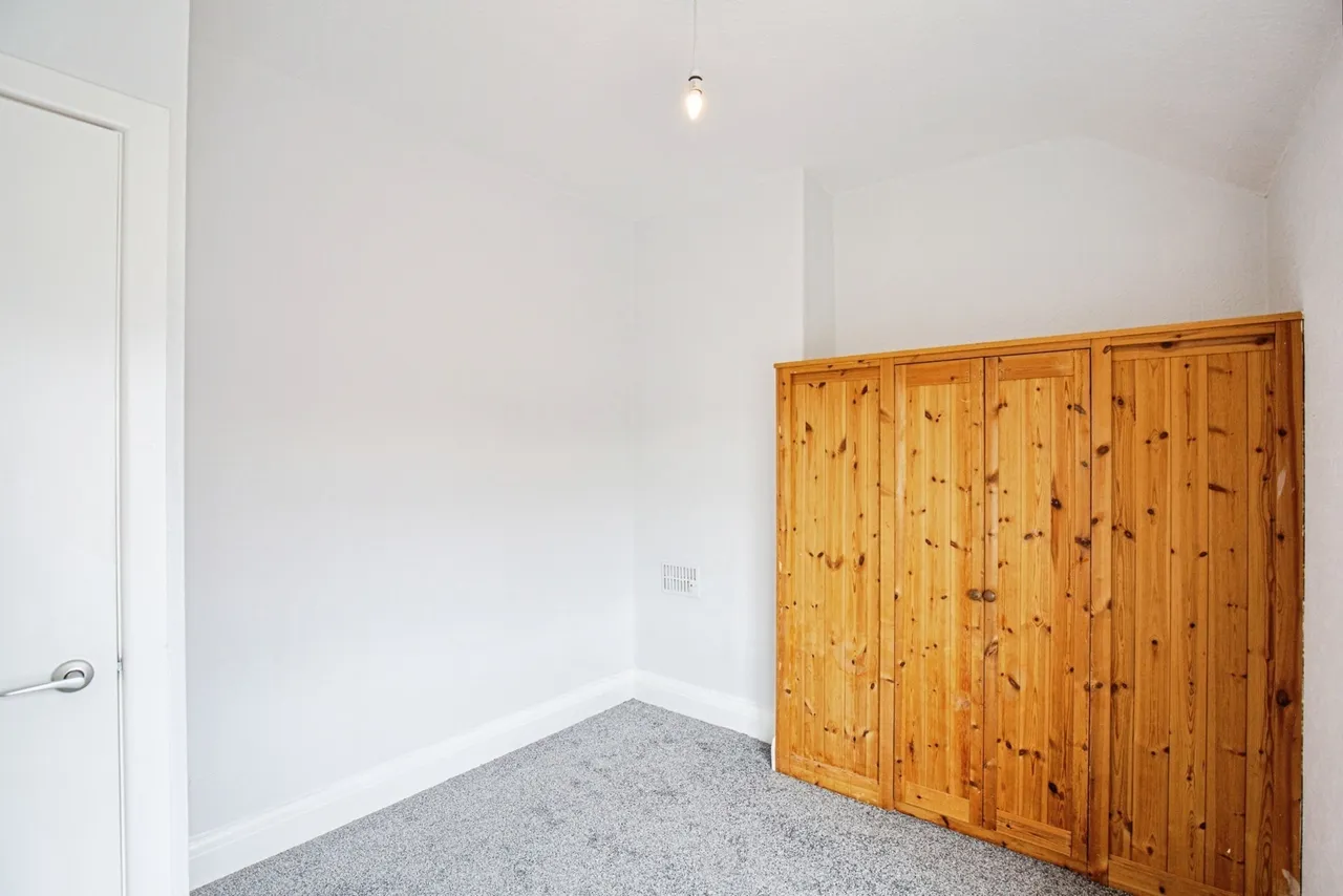 St. Leonards Road East, Lytham St. Annes, FY8, photo 12