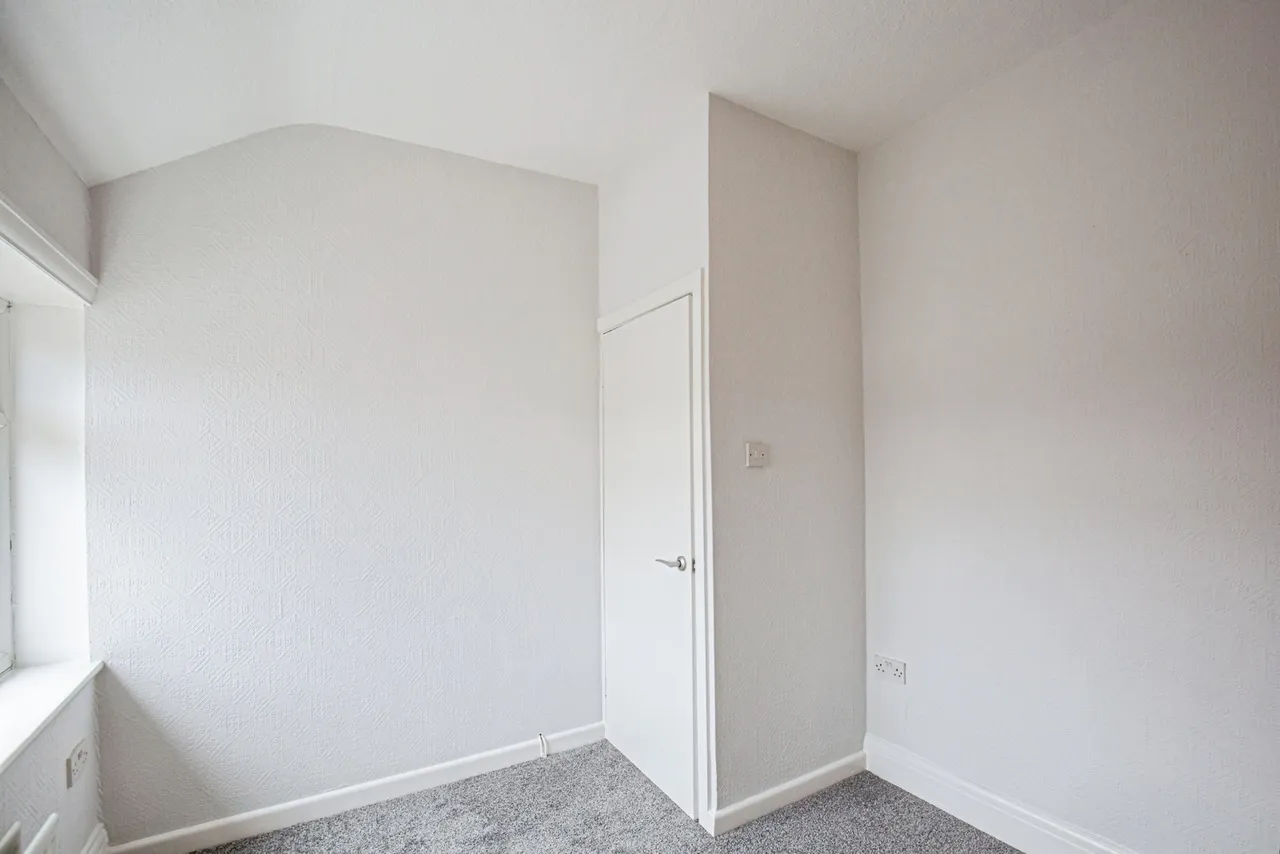 St. Leonards Road East, Lytham St. Annes, FY8, photo 13