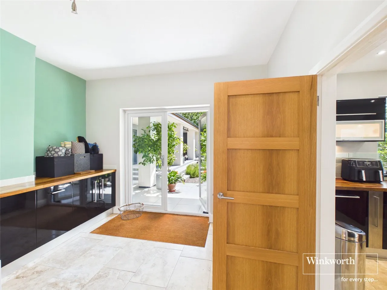 Newbury Road, Headley, RG19, photo 14