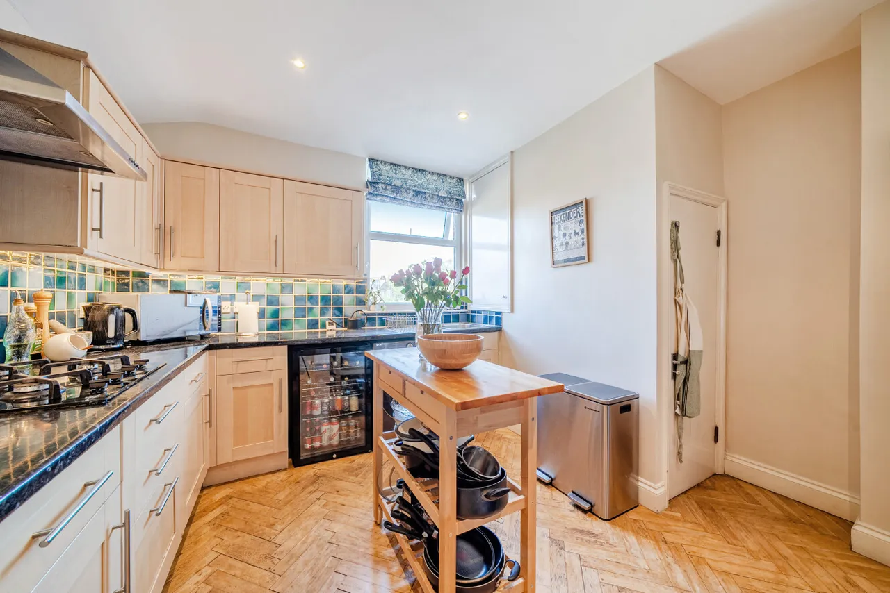 Charlmont Road, Tooting, London, SW17, photo 12