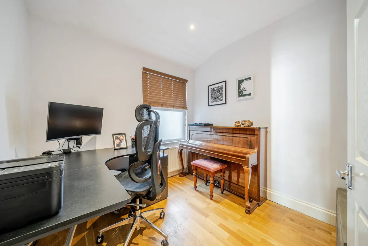 Charlmont Road, Tooting, London, SW17, photo 11