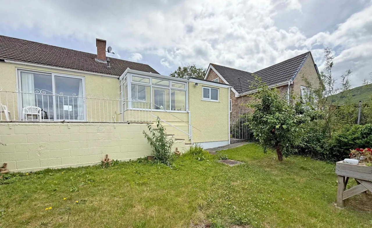 Gorwel, Llanfairfechan, LL33, photo 20