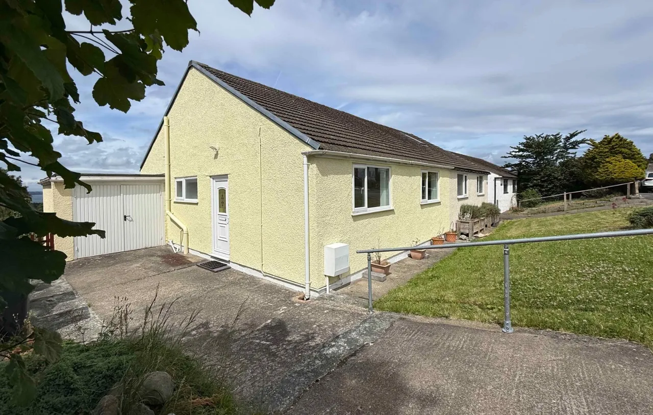 Gorwel, Llanfairfechan, LL33, photo 15