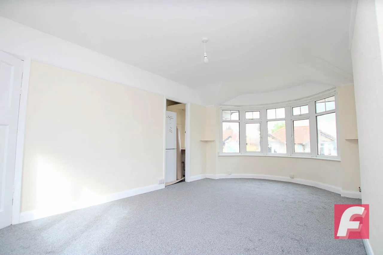 West Drive, Watford, WD25, photo 2