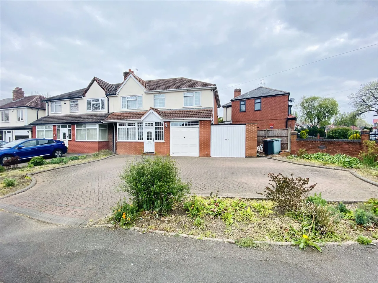 5 bed house for sale — Delves Green Road, Walsall, West Midlands, WS5