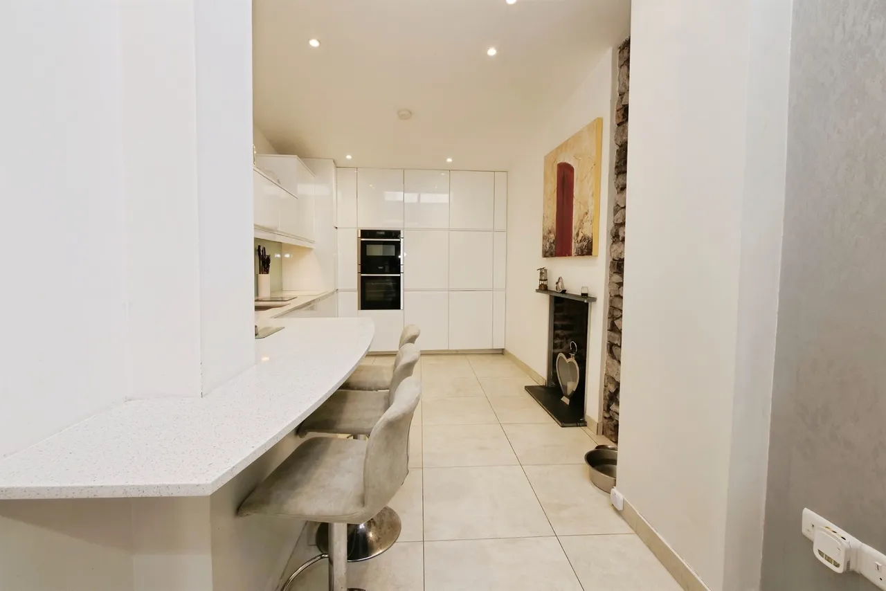 New Road, Porthcawl, CF36, photo 20