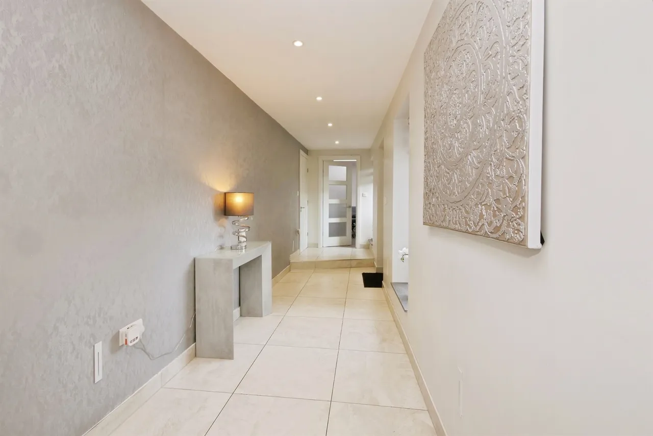 New Road, Porthcawl, CF36, photo 6