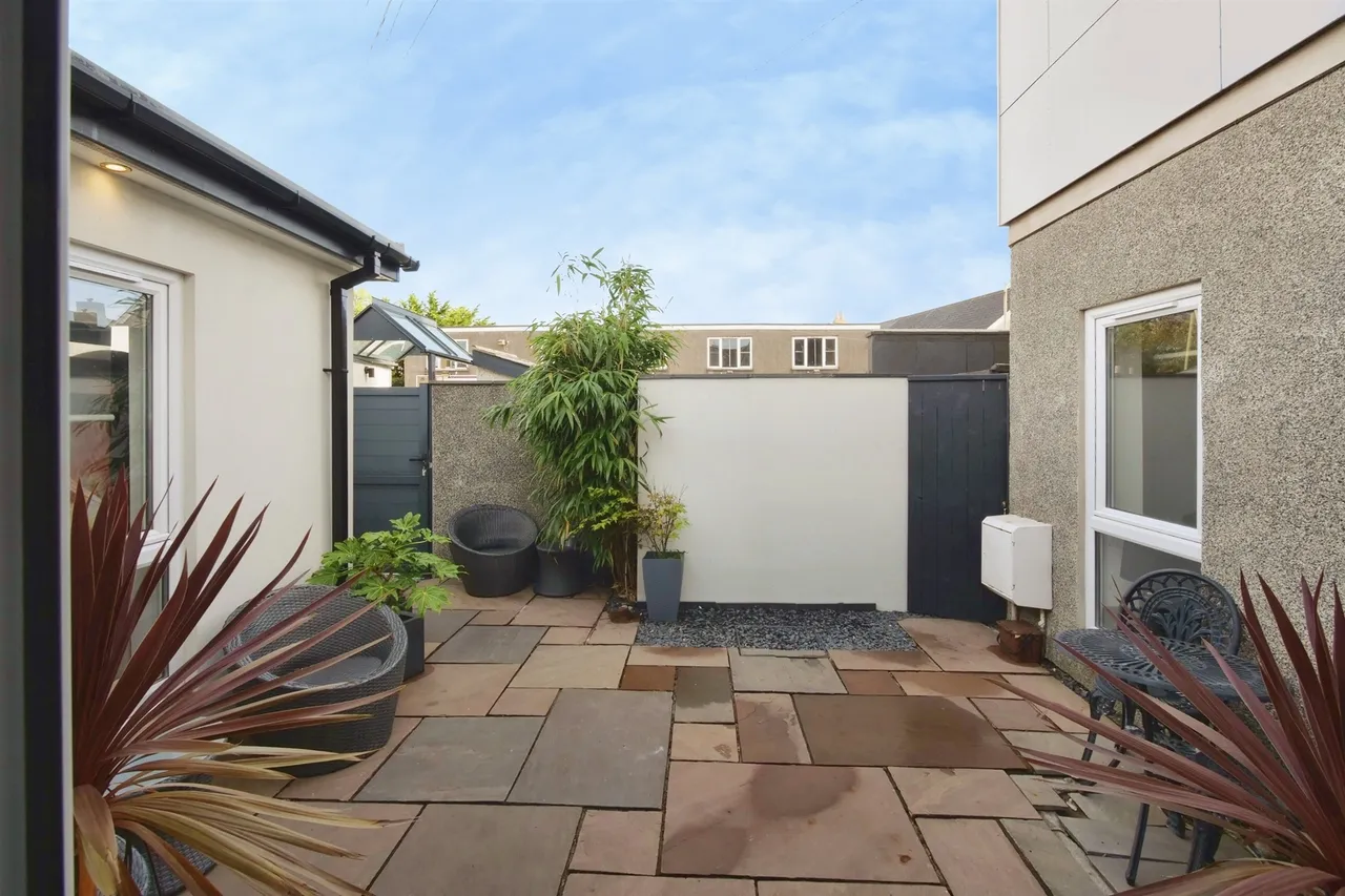 New Road, Porthcawl, CF36, photo 9