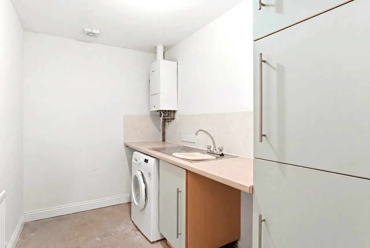 Belgravia Gardens, Roundhay, LS8, photo 23