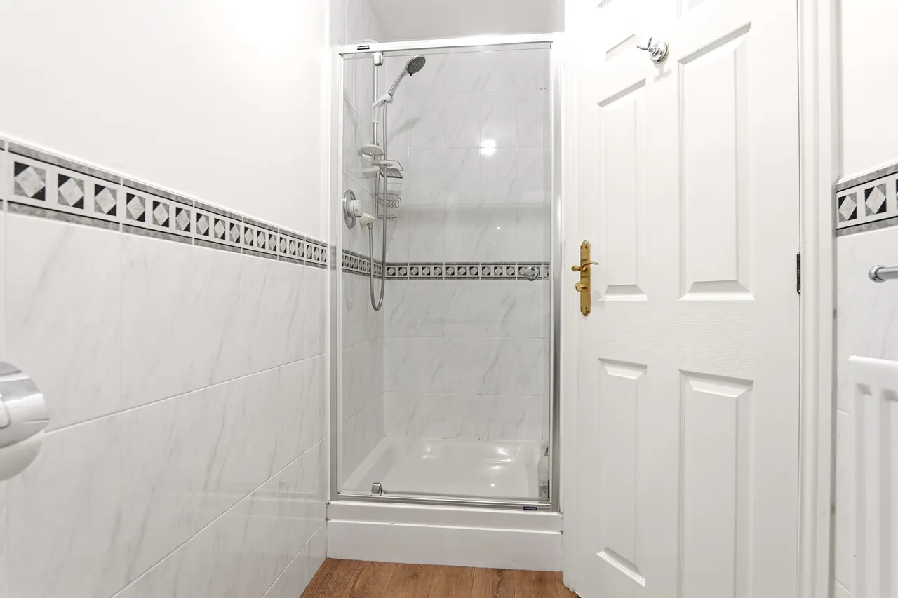 Belgravia Gardens, Roundhay, LS8, photo 12