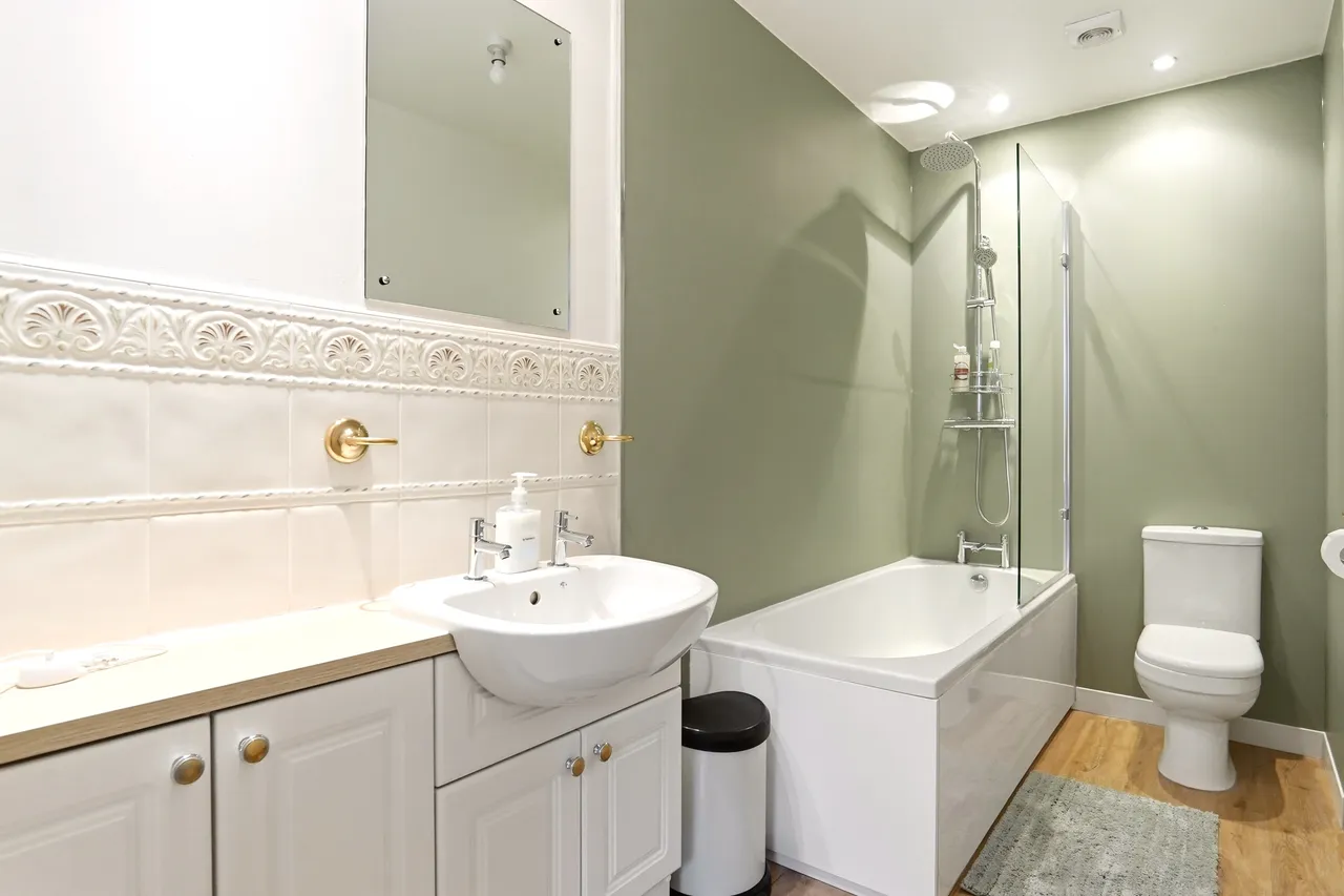 Belgravia Gardens, Roundhay, LS8, photo 15