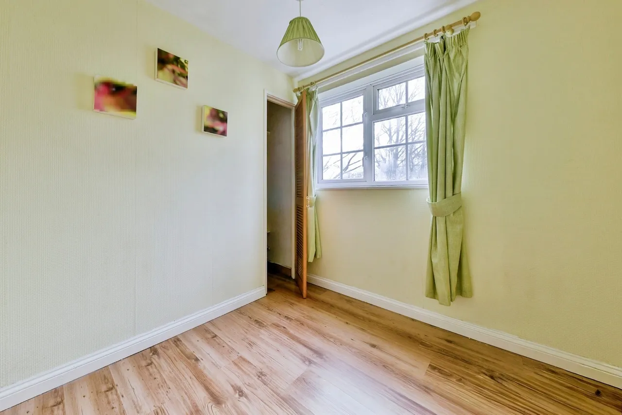 Chester Road, Stevenage, Hertfordshire, SG1, photo 12