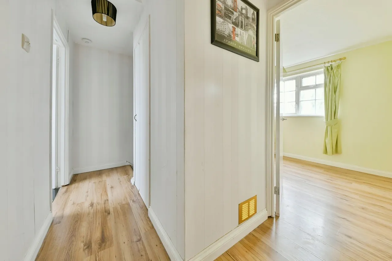 Chester Road, Stevenage, Hertfordshire, SG1, photo 32