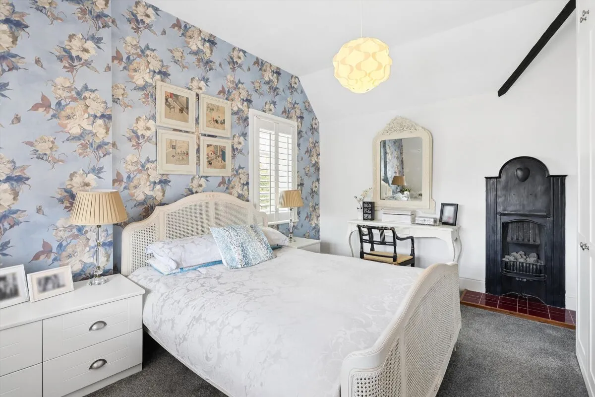 Oatlands Drive, Weybridge, KT13, photo 17
