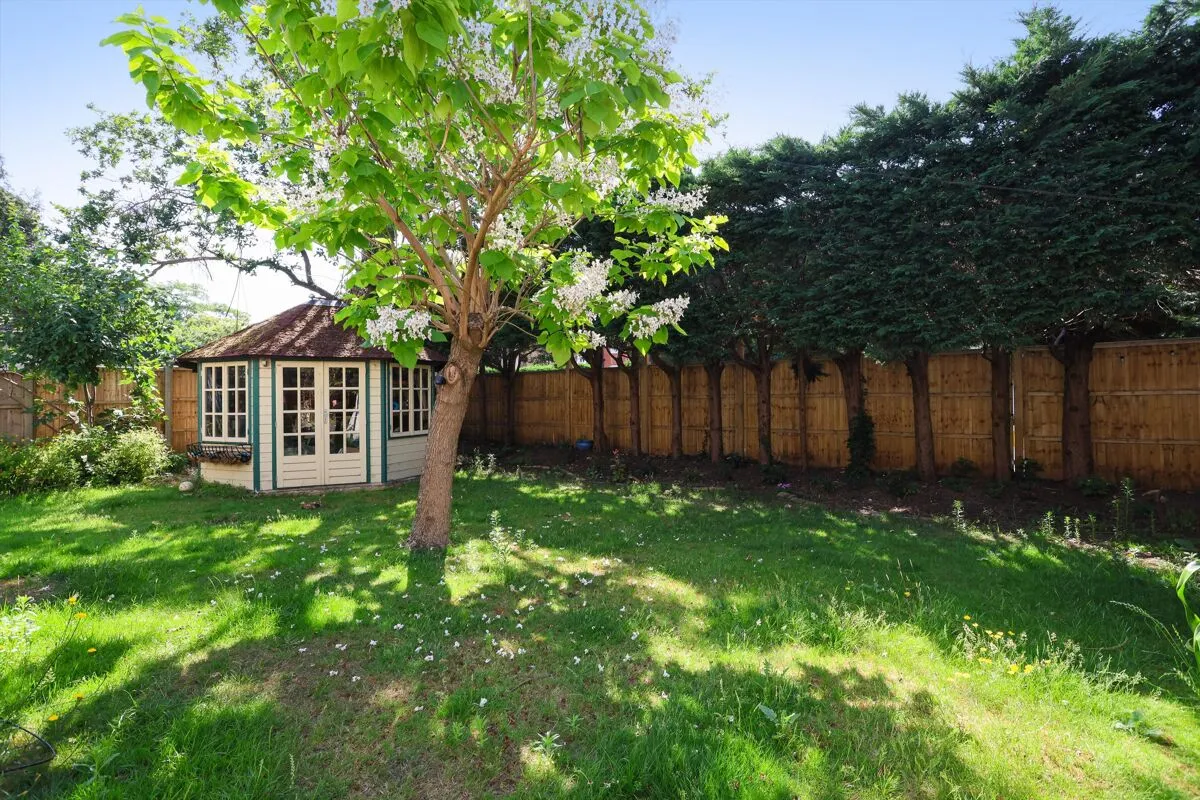 Oatlands Drive, Weybridge, KT13, photo 27