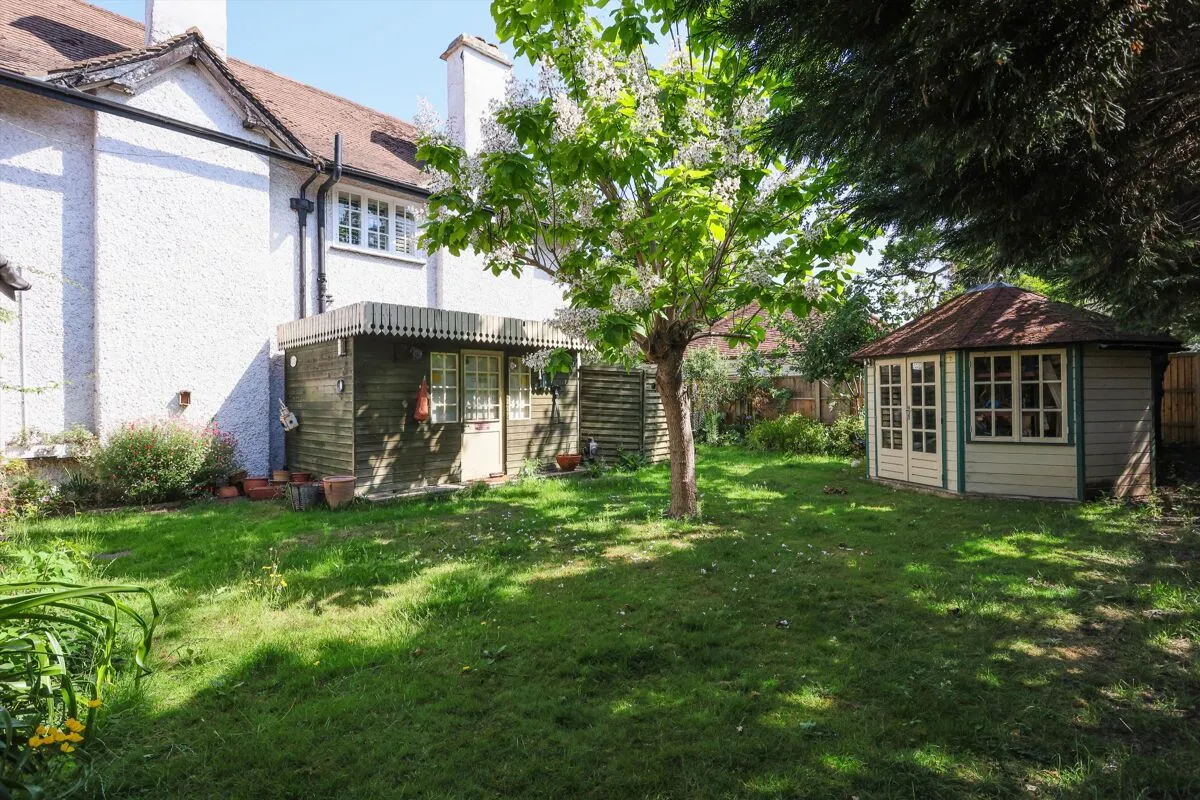 Oatlands Drive, Weybridge, KT13, photo 28
