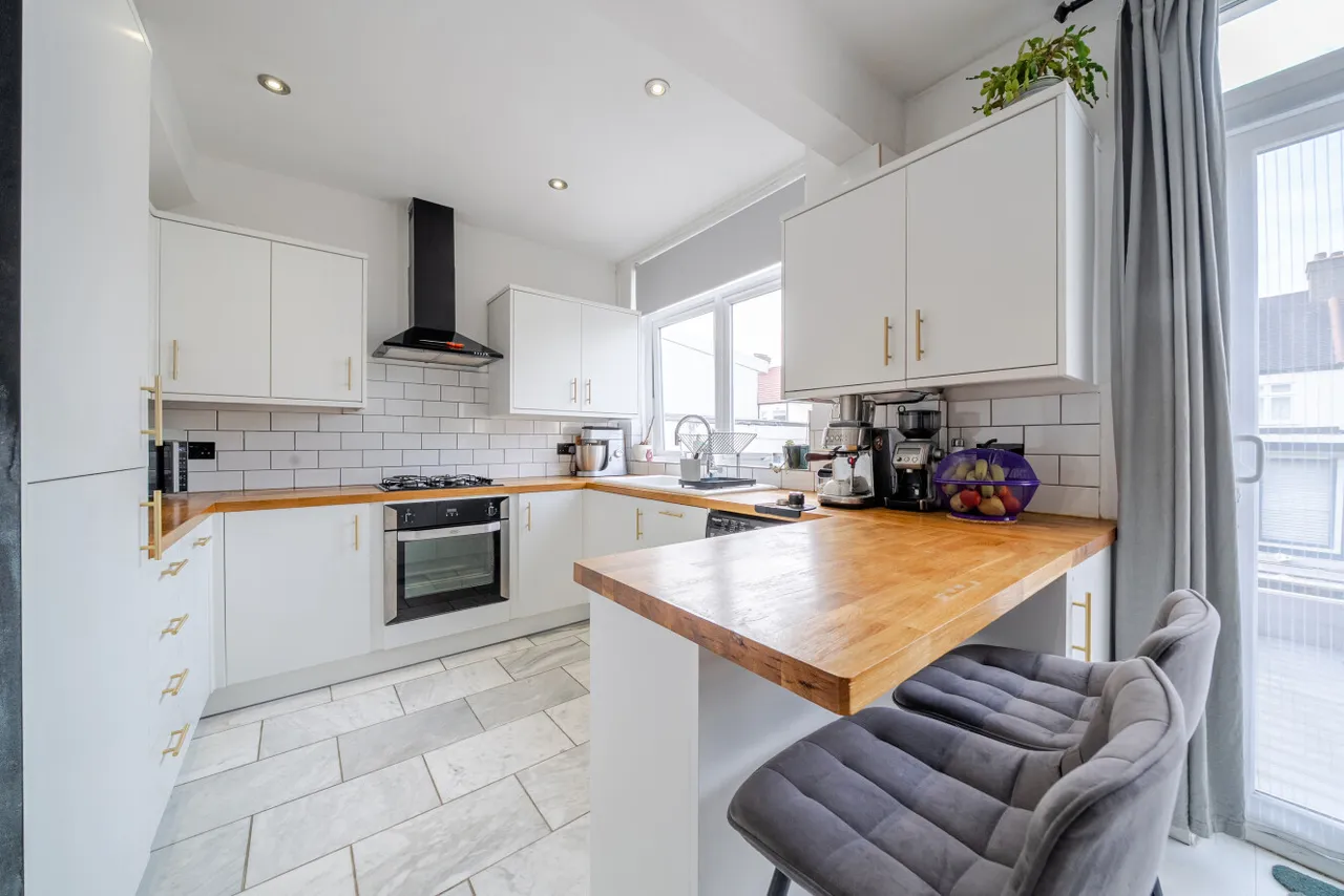 Benett Gardens, Norbury, SW16, photo 5