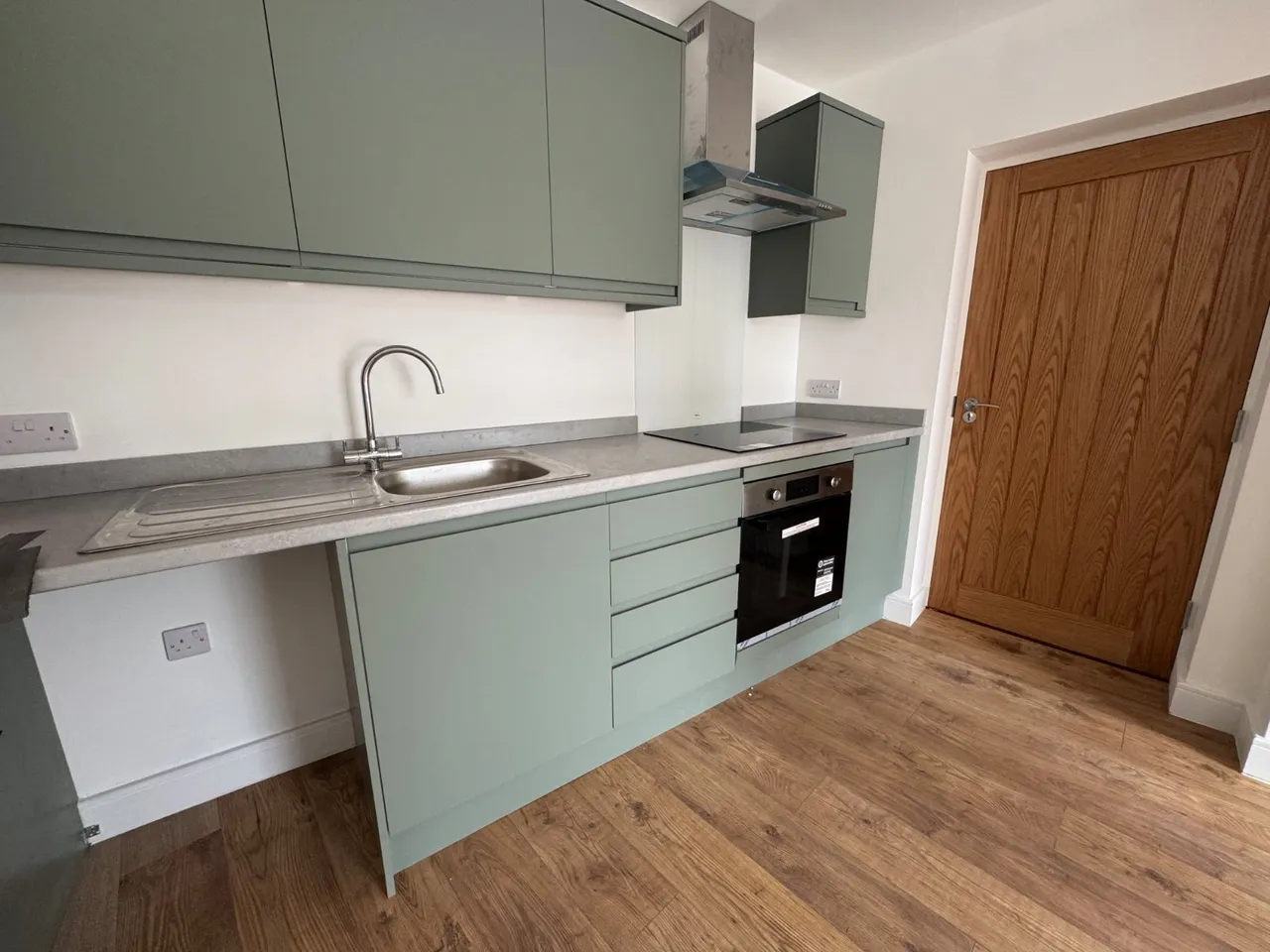 2 bed flat to rent, Market Place, Bingham, NG13