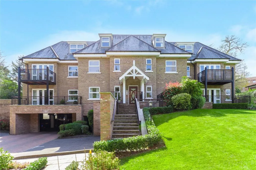 2 bed south park, gerrards cross, buckinghamshire,sl9 for sale, Gerrards Cross, Buckinghamshire