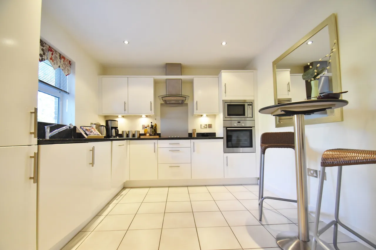 Gerrards Cross, Buckinghamshire, photo 3