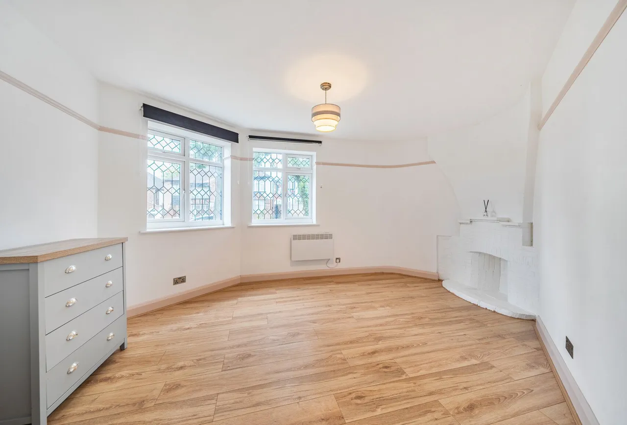 Buck Lane, London, NW9 0QG, photo 6
